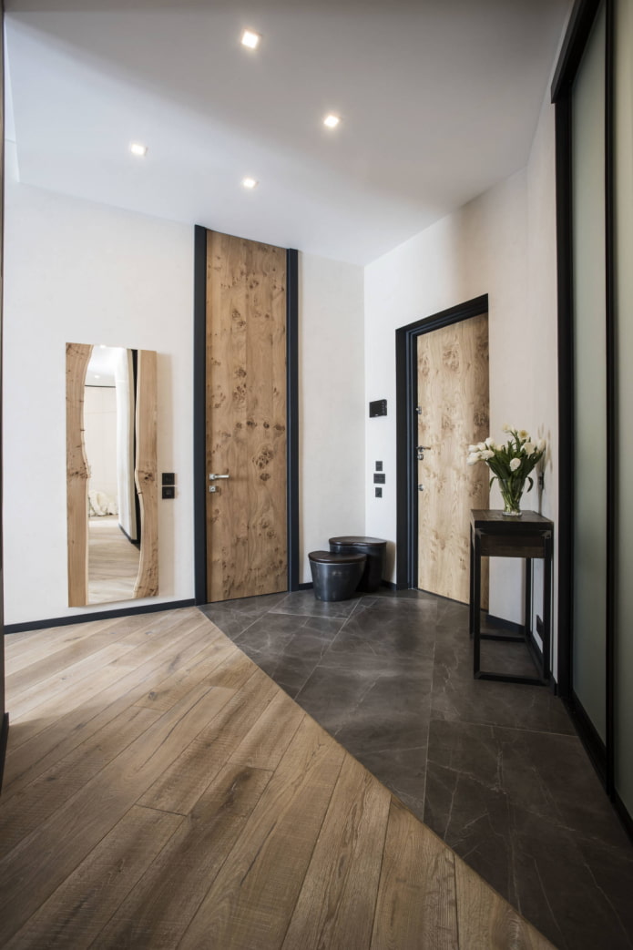 Piastrelle e parquet