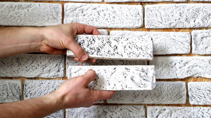 Piastrelle in gesso