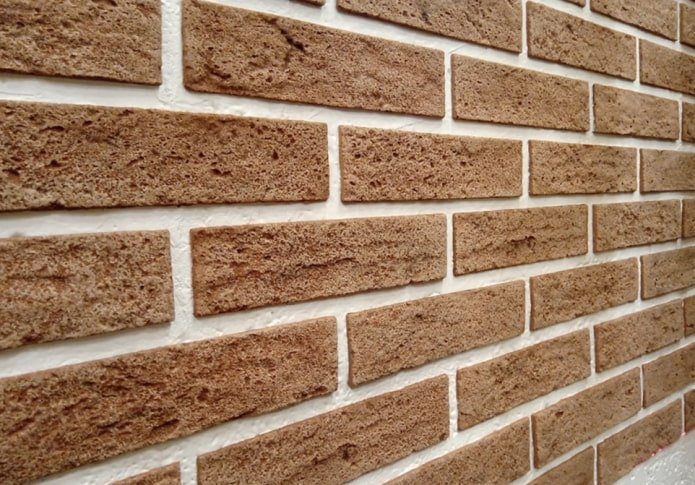 Mattoni flessibili sul muro