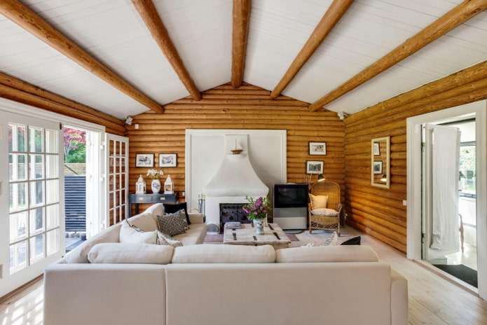 decorazione interna di una casa in tronchi