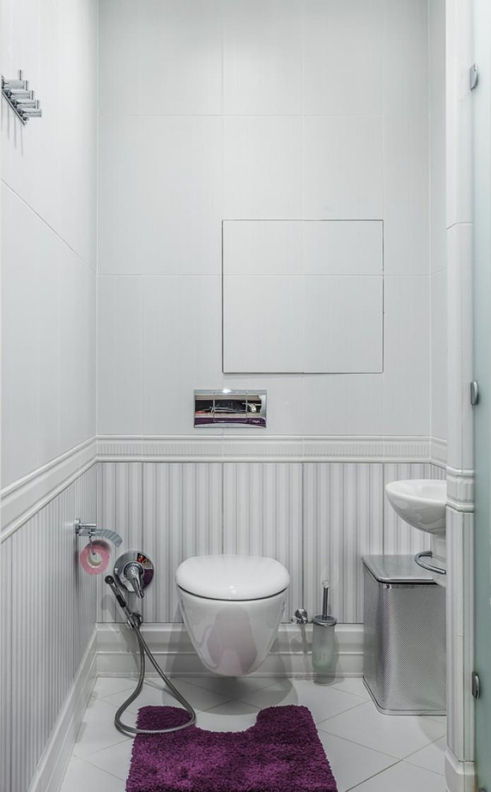 bagno nei toni del bianco