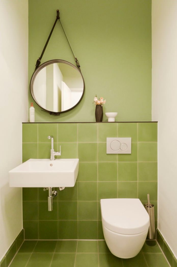 WC bianco e verde
