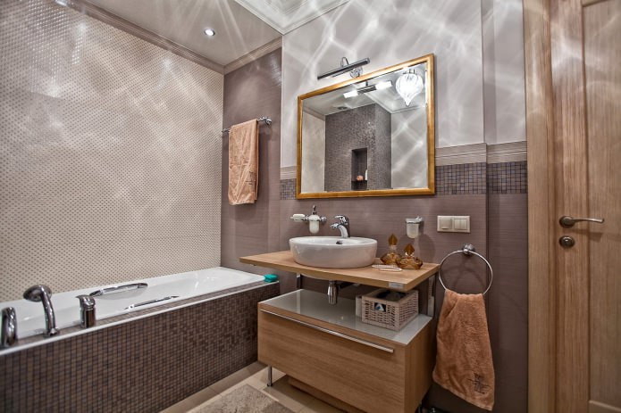 interno del bagno in stile moderno 