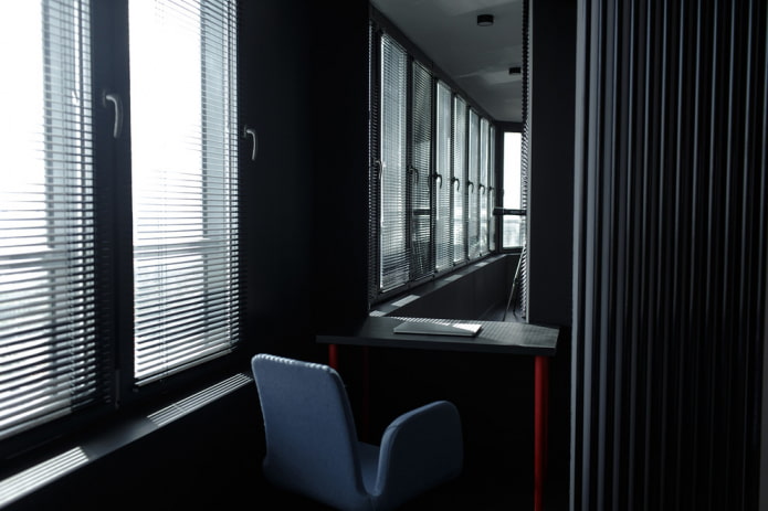 Balcone nero