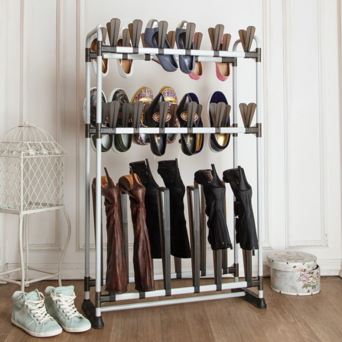 scaffali per stivali e scarpe