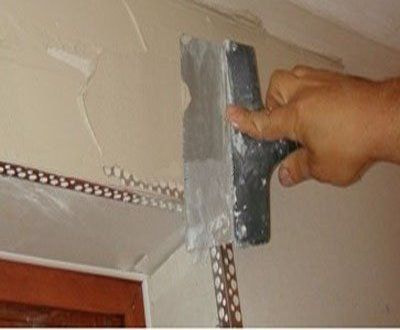 livellamento dell'angolo con stucco