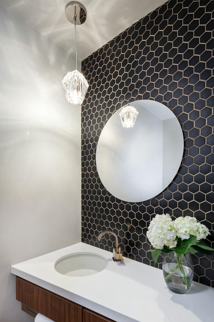 stucco per piastrelle nere all'interno