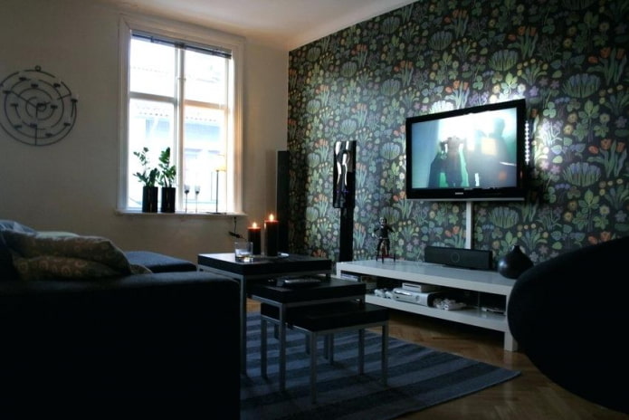 come nascondere il cavo della TV in soggiorno