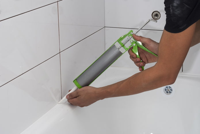 sigillante per la fuga del bagno