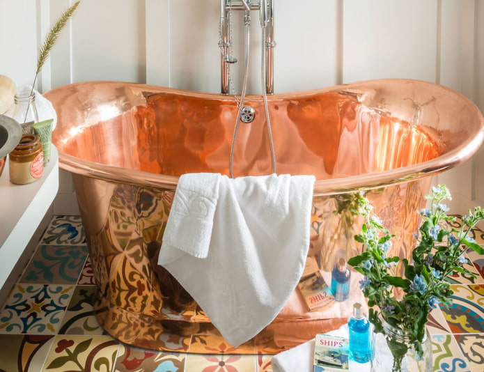 vasca da bagno in rame