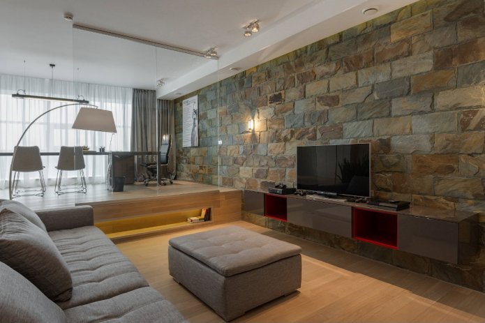 decorazione in pietra della parete del soggiorno