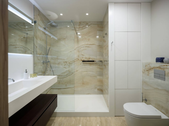 rifinitura di pavimento e pareti del bagno