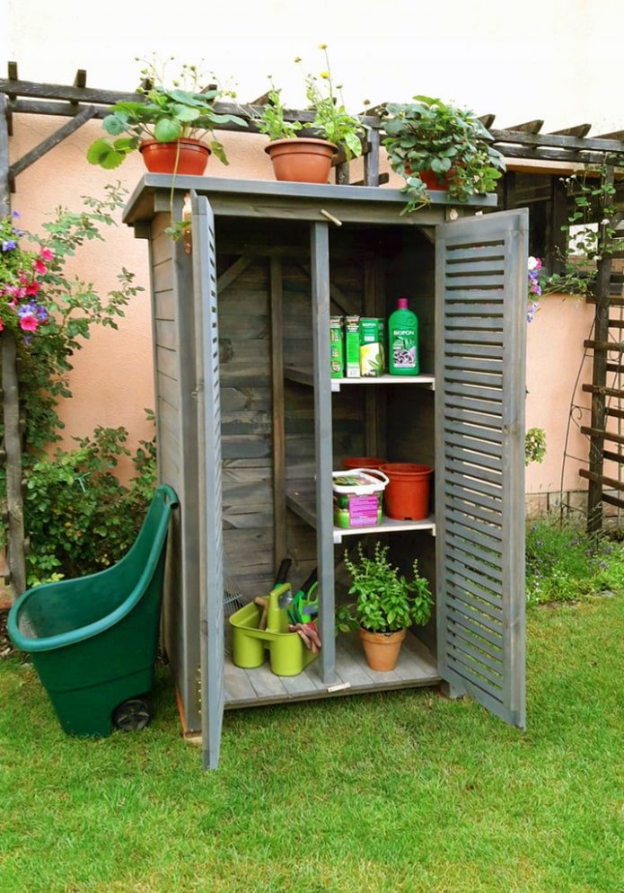 Armadietto per attrezzi da giardino