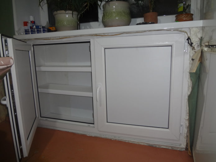 frigorifero khrushchevki in plastica