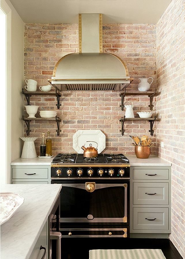 muratura all'interno della cucina
