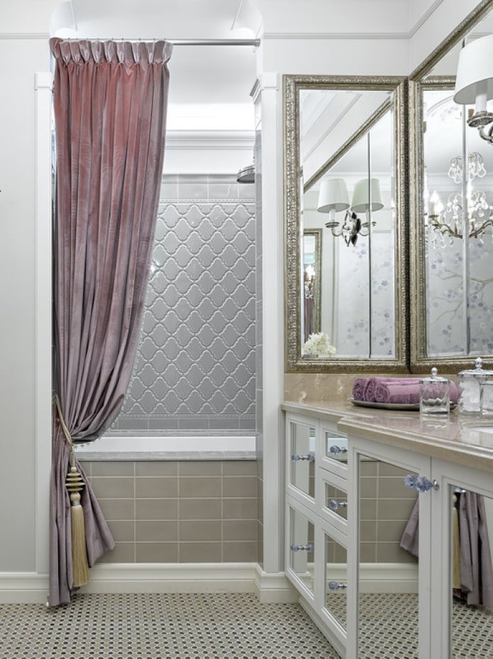 specchi in bagno