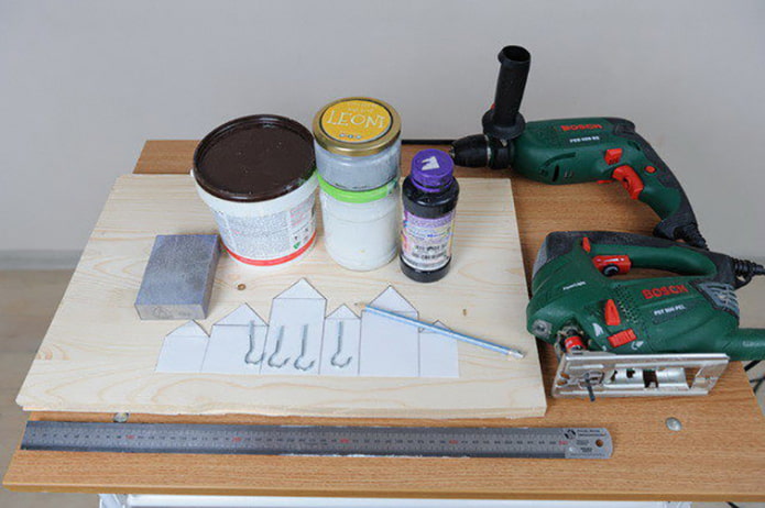Strumenti e materiali