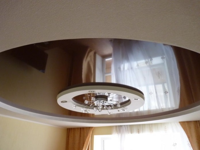 struttura del soffitto bianco e marrone