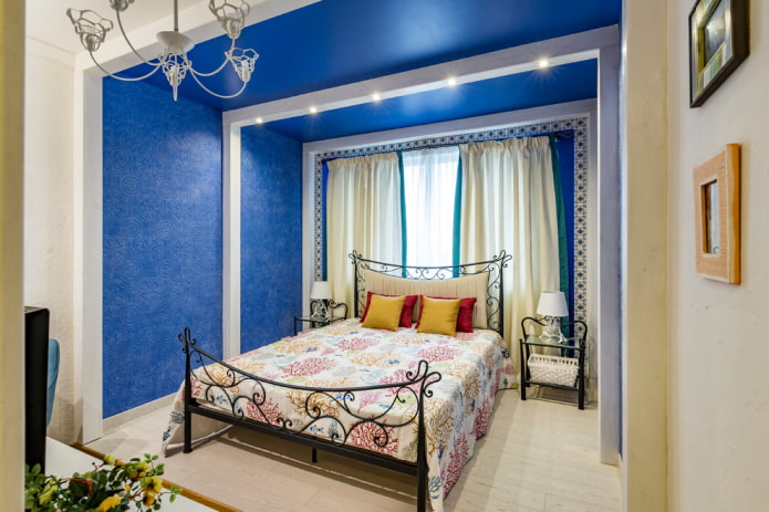 letto con forgiatura nell'interno della camera da letto