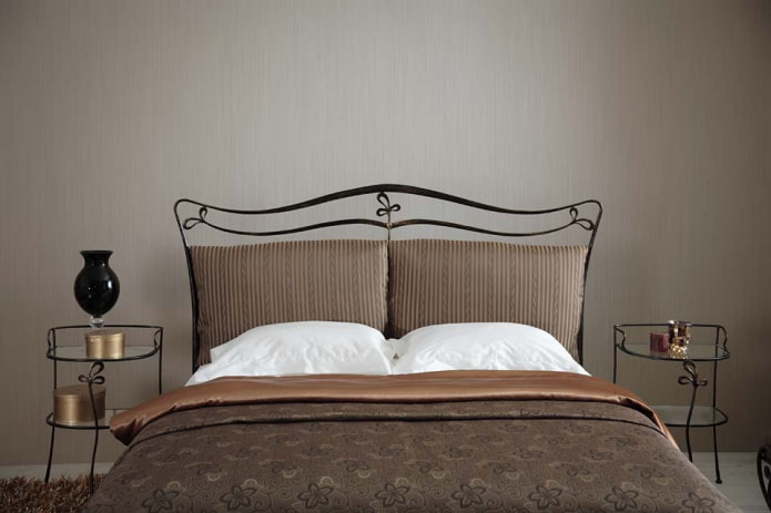 letto con testiera morbida interna