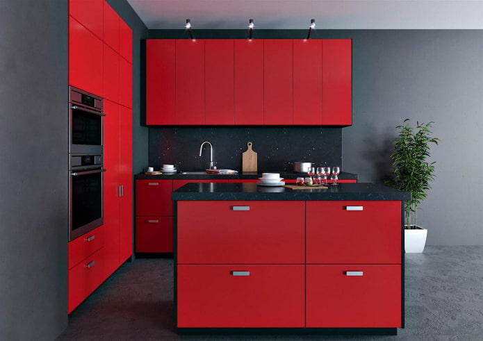 interno della cucina nei toni del grigio e del rosso