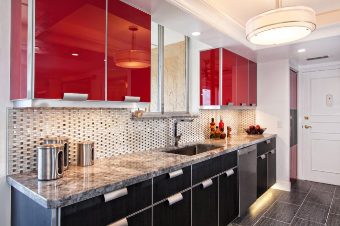 Set da cucina rosso e nero