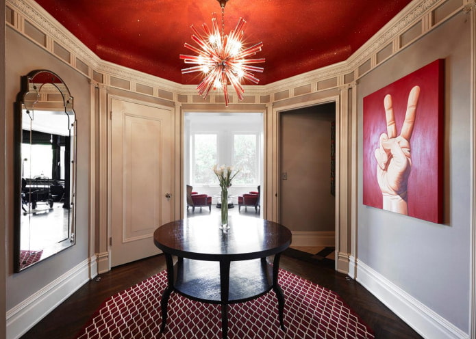 elegante lampadario a forma di palla