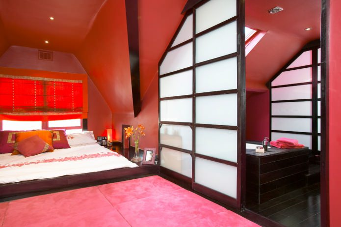 camera da letto nei toni del rosso 