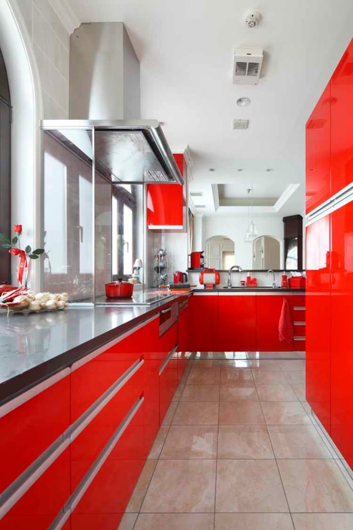 facciate rosse in cucina
