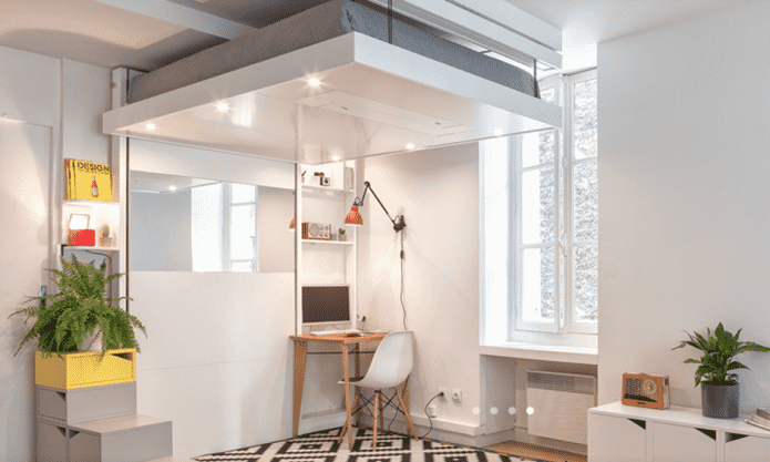 letto mobile sotto il soffitto