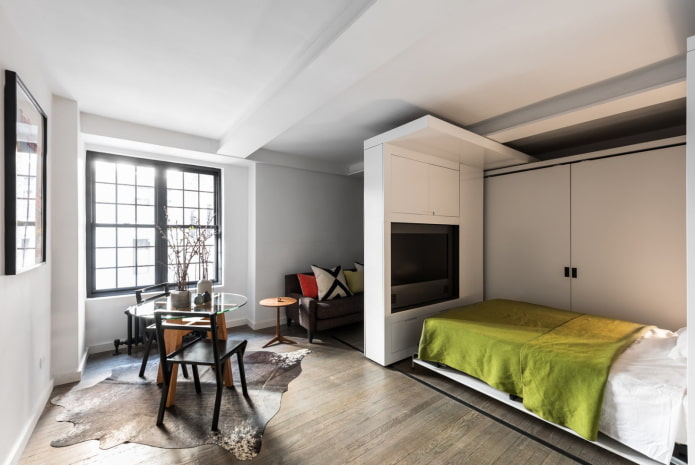 ampio monolocale con letto