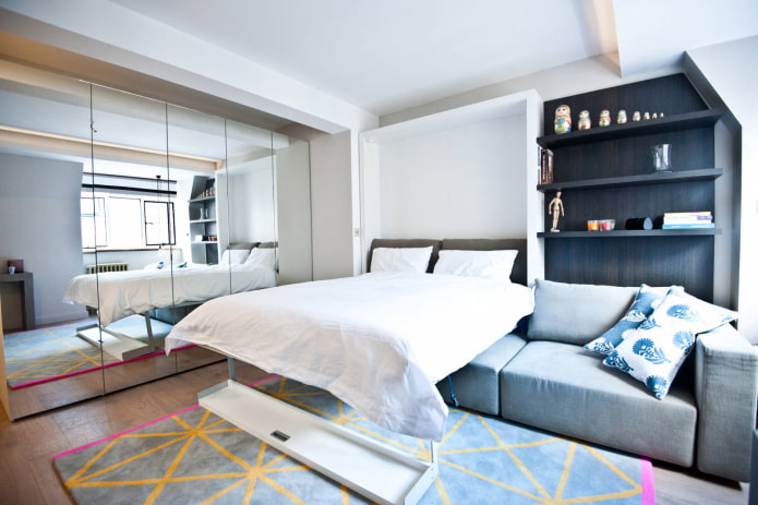 letto sopra il divano