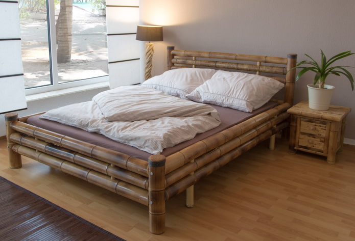 letto in bambù nell'interno della camera da letto