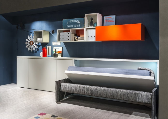 letto-comodino all'interno