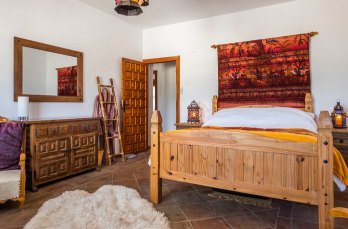 letto in legno all'interno