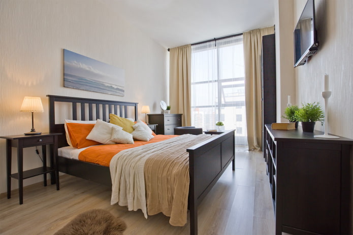 letto in legno wengé all'interno