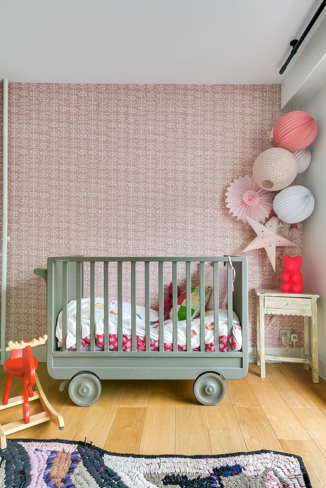 design insolito di una culla per neonati all'interno
