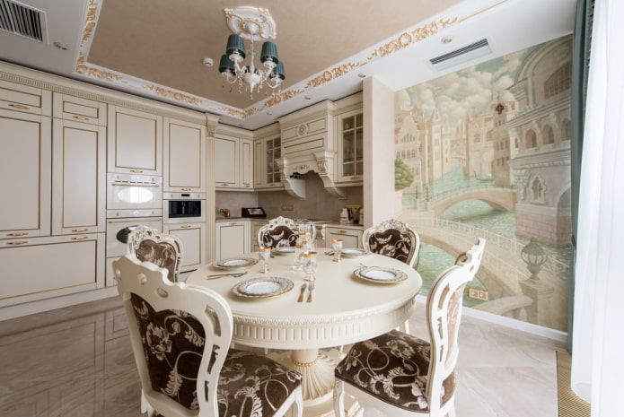 tavolo rotondo in una cucina in stile classico