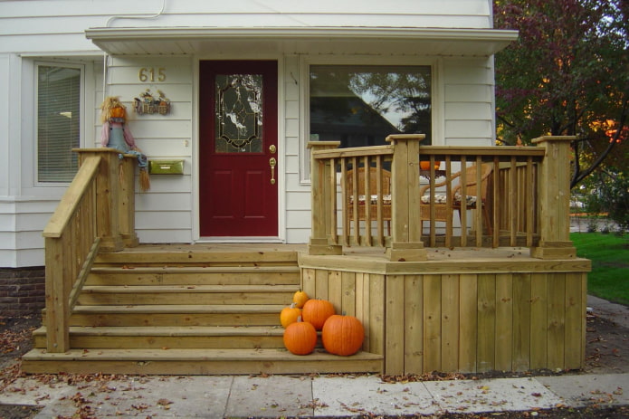 casa con veranda in legno
