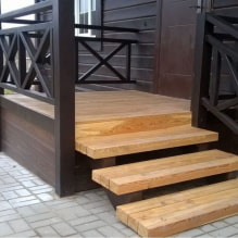 Veranda di una casa in legno-1