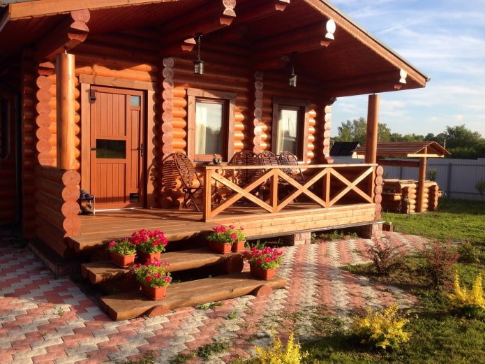 mobili per il portico di casa