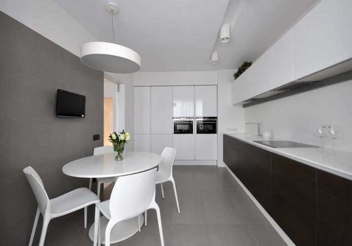 Set da cucina essenziale