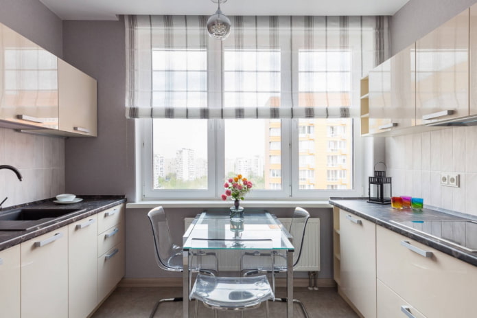 cucina a due file