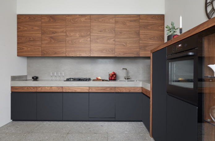 mobili alti bassi per la cucina