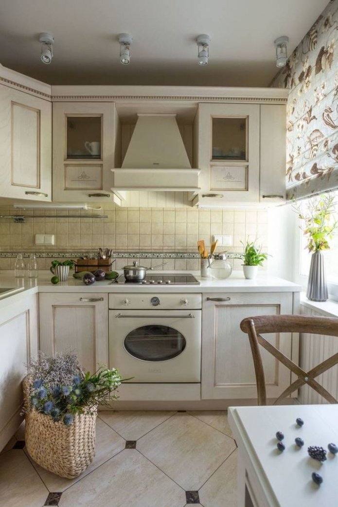 cucina in stile provenzale