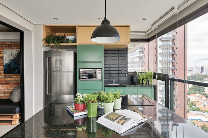disposizione delle zone cucina sulla loggia