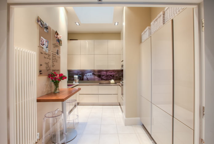 piccola cucina in una nicchia all'interno