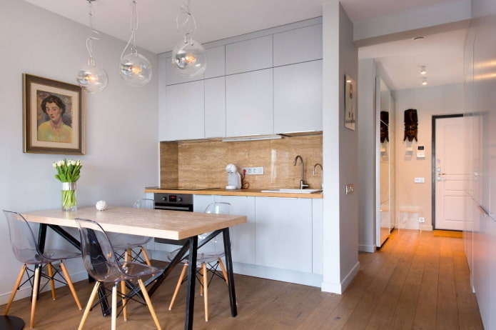 cucina a soffitto in una nicchia nell'arredamento