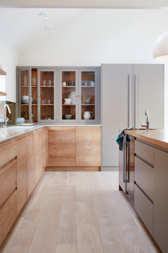 combinazione di legno con grigio