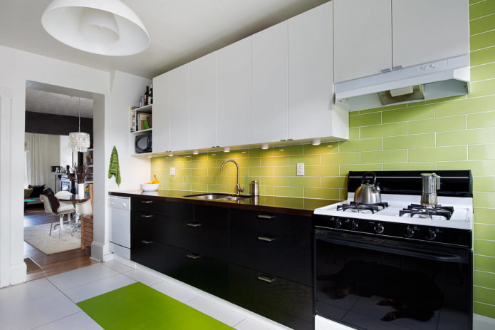 cucina nera con grembiule luminoso